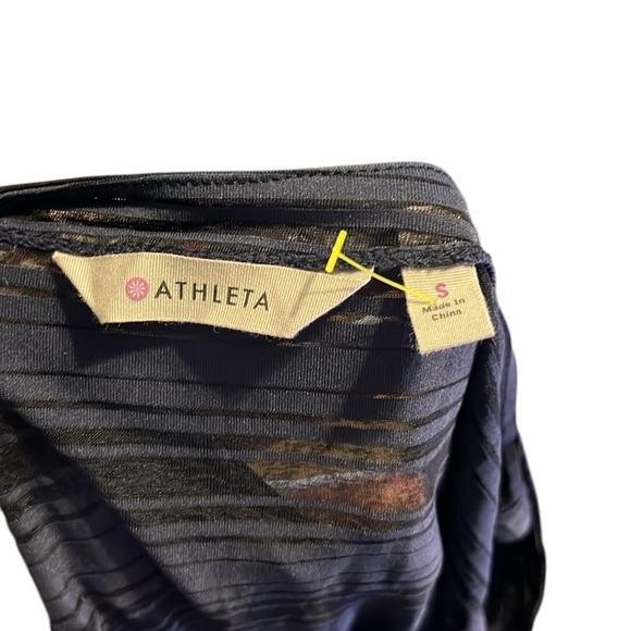 Athleta Navy Striped Women's Top - Picture 7 of 11